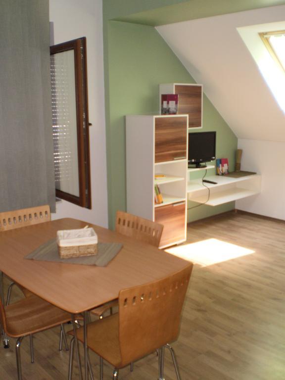 Apartments Petar Pan Krapinske Toplice Pokoj fotografie