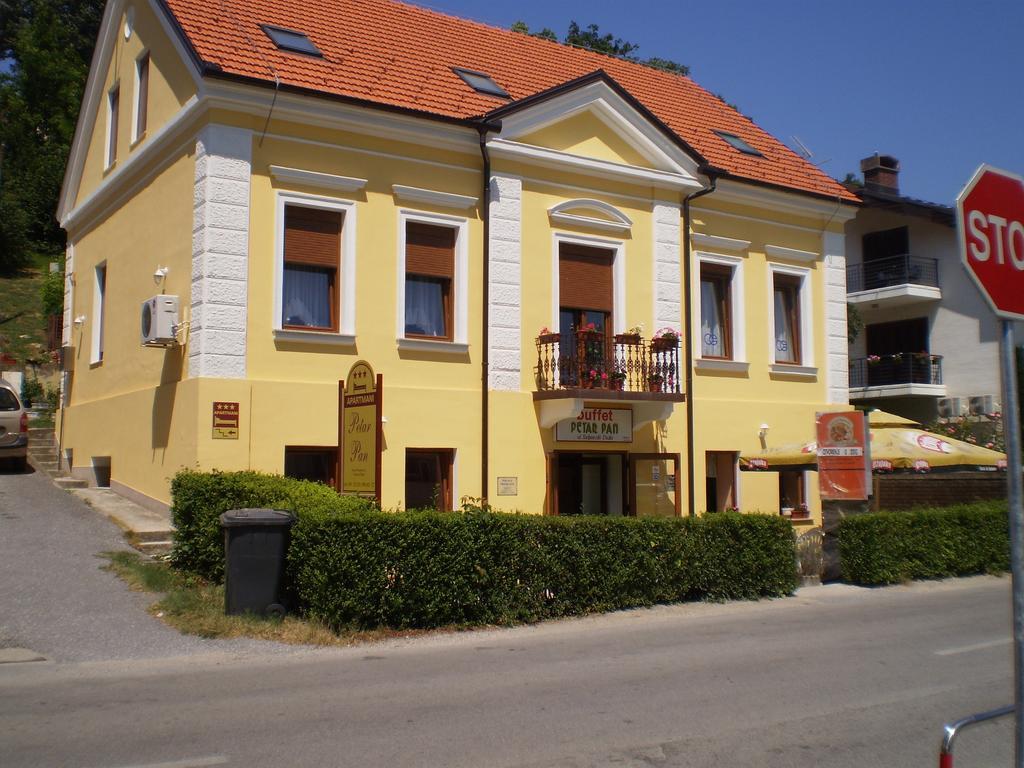 Apartments Petar Pan Krapinske Toplice Pokoj fotografie