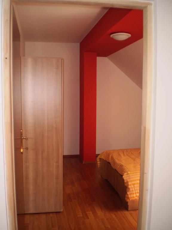 Apartments Petar Pan Krapinske Toplice Pokoj fotografie